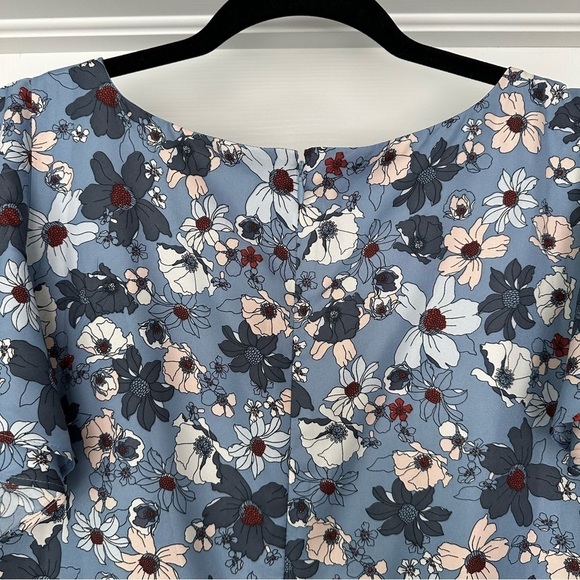 LOFT Floral Flutter Sleeve Spring Summer Knee Length Blue Dress Size XL - Picture 6 of 9